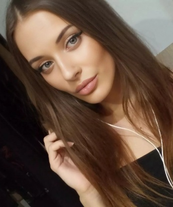 Ева