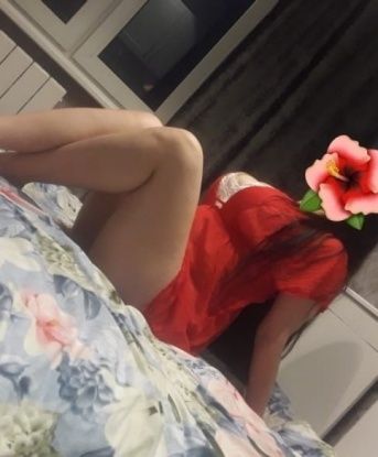 ✨ Мои услуги включают классический и эротический массаж, стриптиз, фетиш, легкое доминирование. В моей коллекции есть уникальные костюмы и игрушки, чтобы разнообразить наше время вместе.
🌹 Отзывы моих предыдущих клиентов говорят о моей привлекательности и таланте. Моя фотография 100% реальная и подтверждает мою красоту и женственность.
🏙️ Живу я в Москве, городе страсти и возможностей. Буду рада встретиться с тобой в моей уютной апартаменте или приехать к тебе.
💫 Гарантирую конфиденциальность, уважение и безопасность во время нашей встречи. Позволь себе окунуться в мир наслаждения под моим обаянием. Звони мне прямо сейчас, чтобы отправиться в незабываемое путешествие по нашим фантазиям! Милена